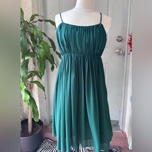Charlotte Russe Midi Emerald Green Dress Pleated Medium Straps Princess A Line